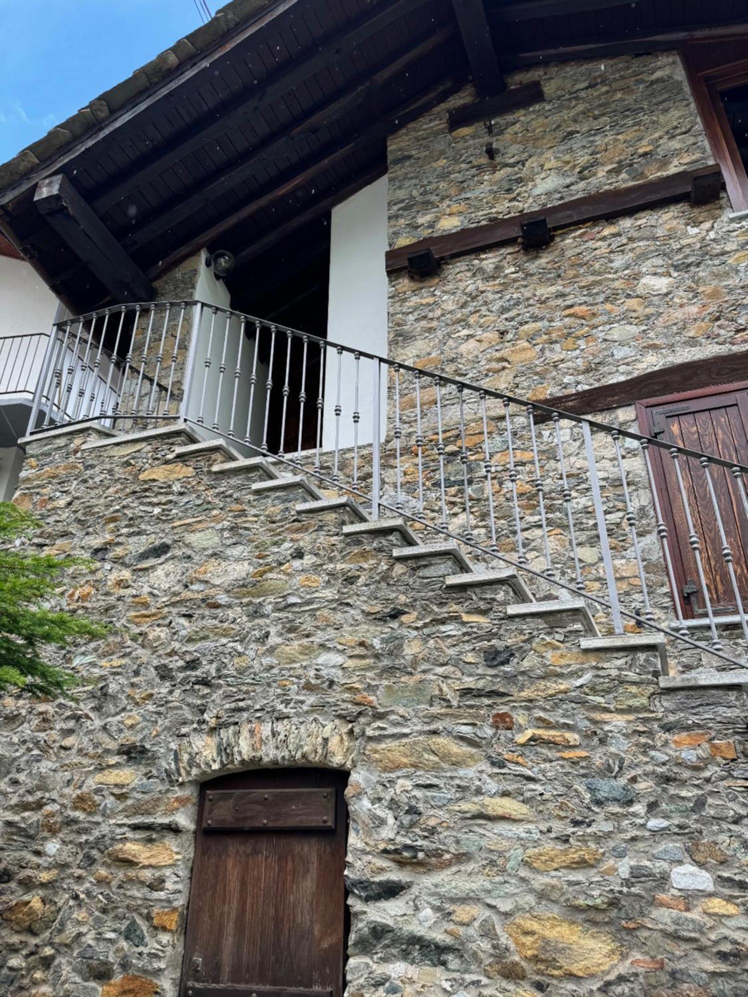 La Casa Di Nina - Traves Villa Pessinetto Dış mekan fotoğraf
